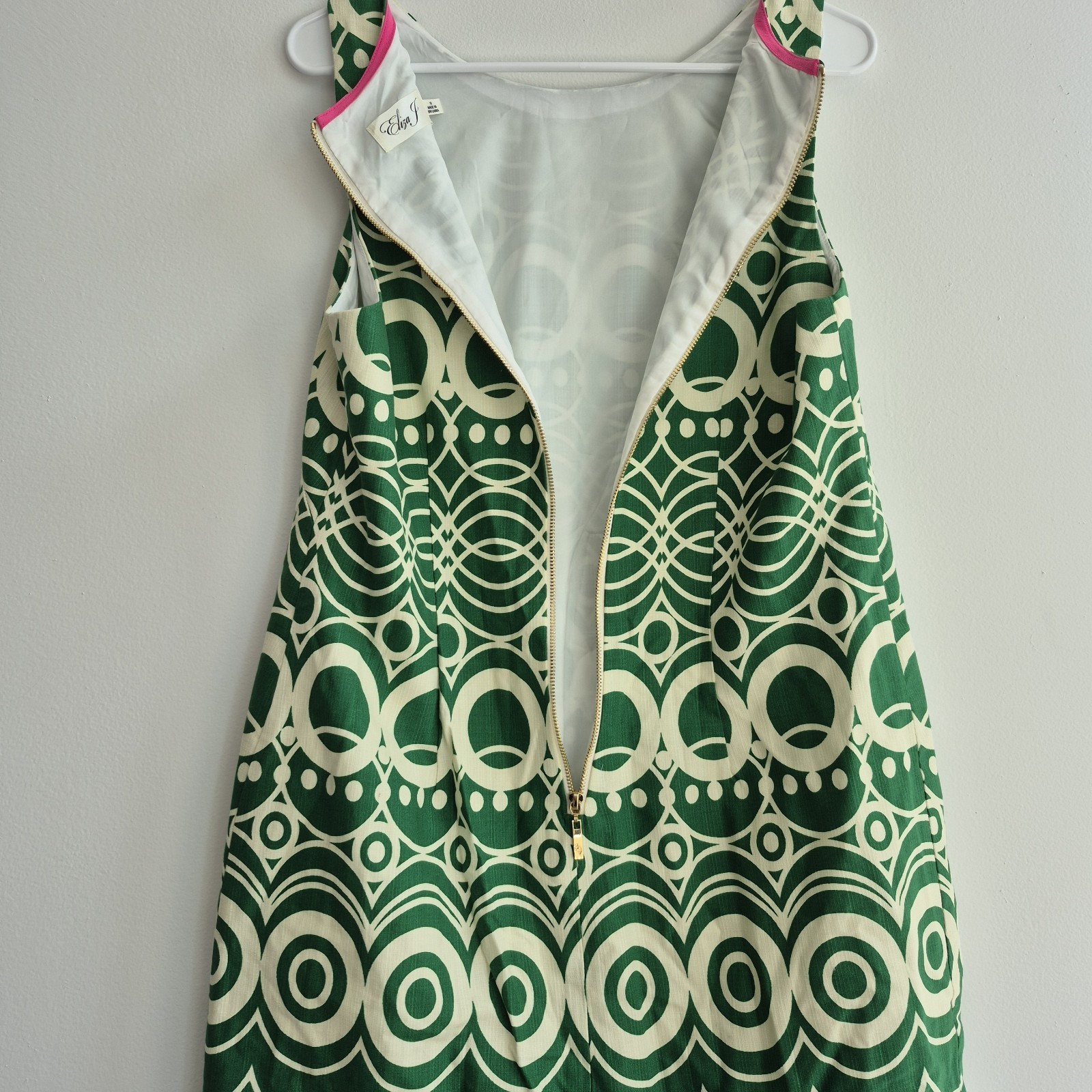 Eliza J green And Cream Shealth Circle Patterned Sleeveless Dress