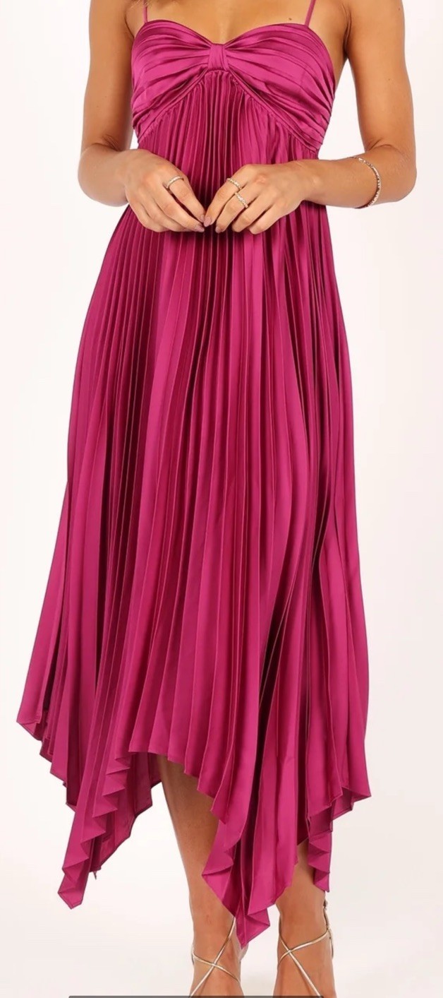 petal and pup Vikki Magenta Pleated Elegant Dress Size 10 Adjustable Straps
