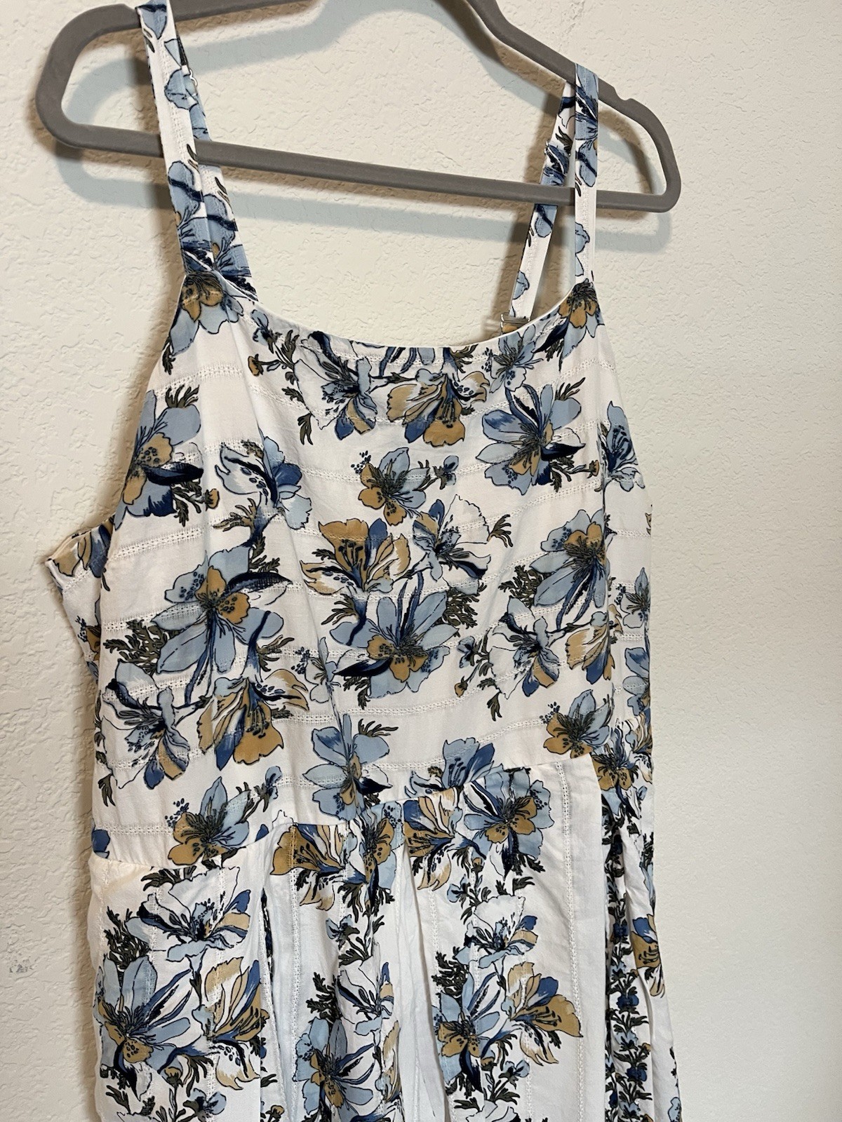 Lane Bryant Dress Womens 22 Plus White Blue Sun Maxi BOHO Pleated Smocked Waist