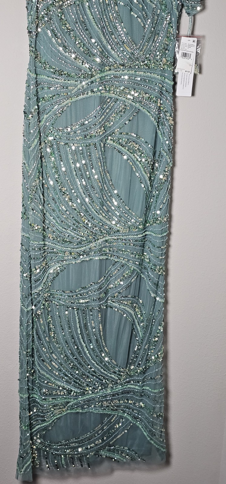NWT Aidan Mattox Beaded Mesh Short Sleeve Column Gown Sage Green Women’s 12