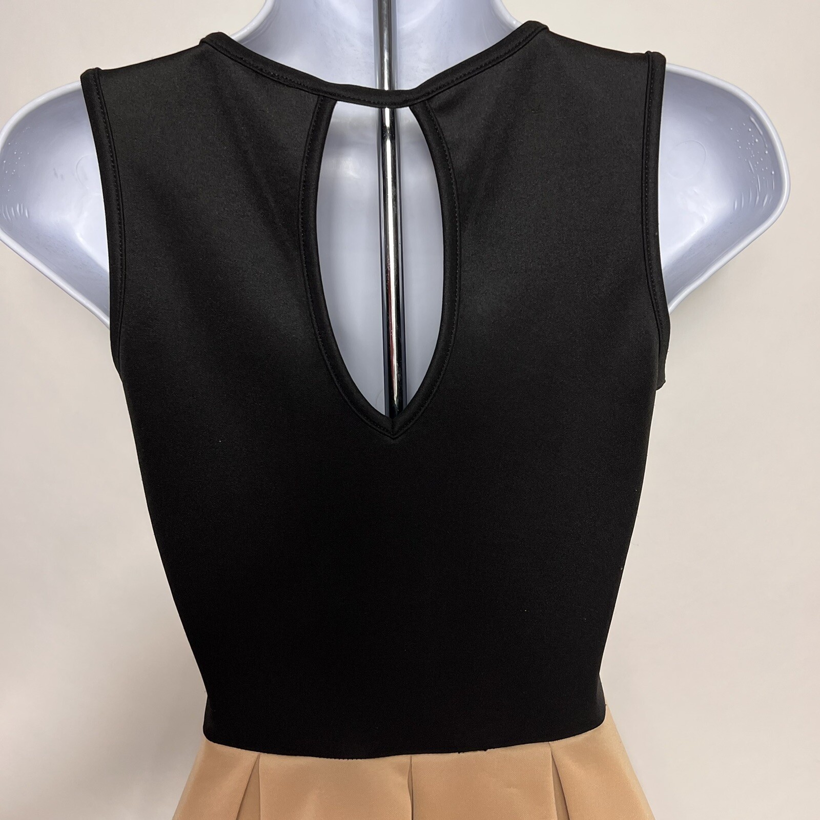 Windsor A-Line Dress Small Black Pullover Stretch Sleeveless Scoop Neck Pleated