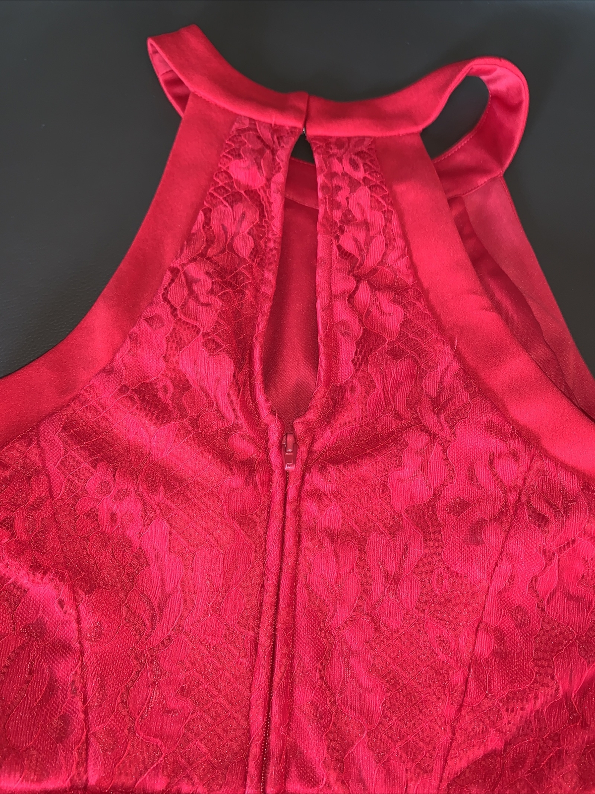 Speechless Juniors’ Red Lace Halter Sleeveless Formal Dress Size XS Retail $398