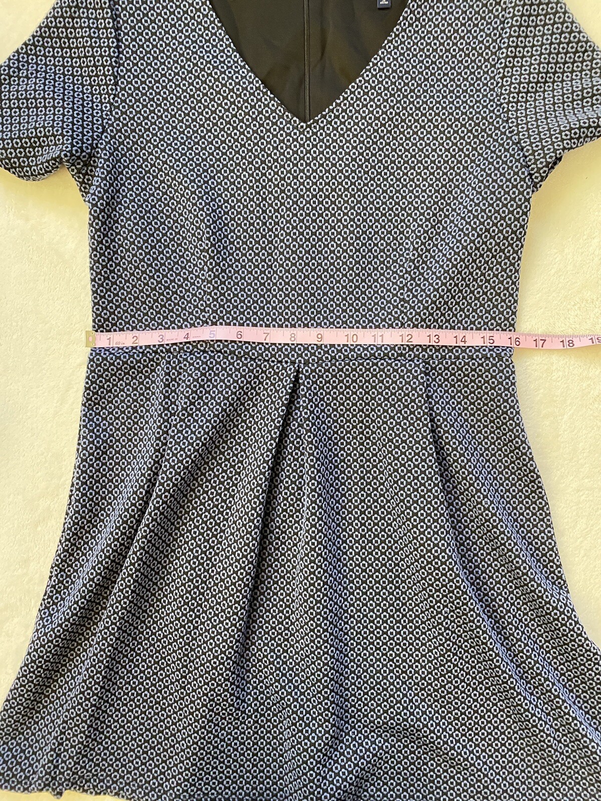 One Love Clothing Blue Black Patterned V-Neck Short Sleeve Dress Juniors Large