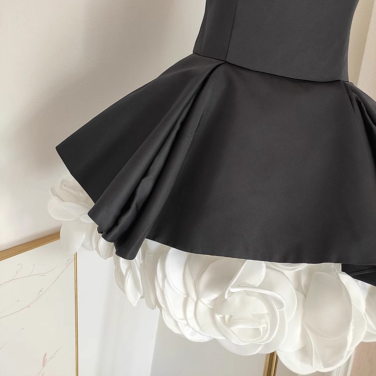 French Hepburn Style Black And White Contrast Color Three-dimensional Flower Wai