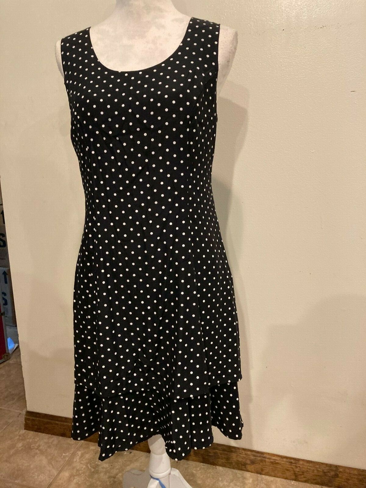 Calendar Sleeveless Dress, Medium, Double Skirt, Back Zipper