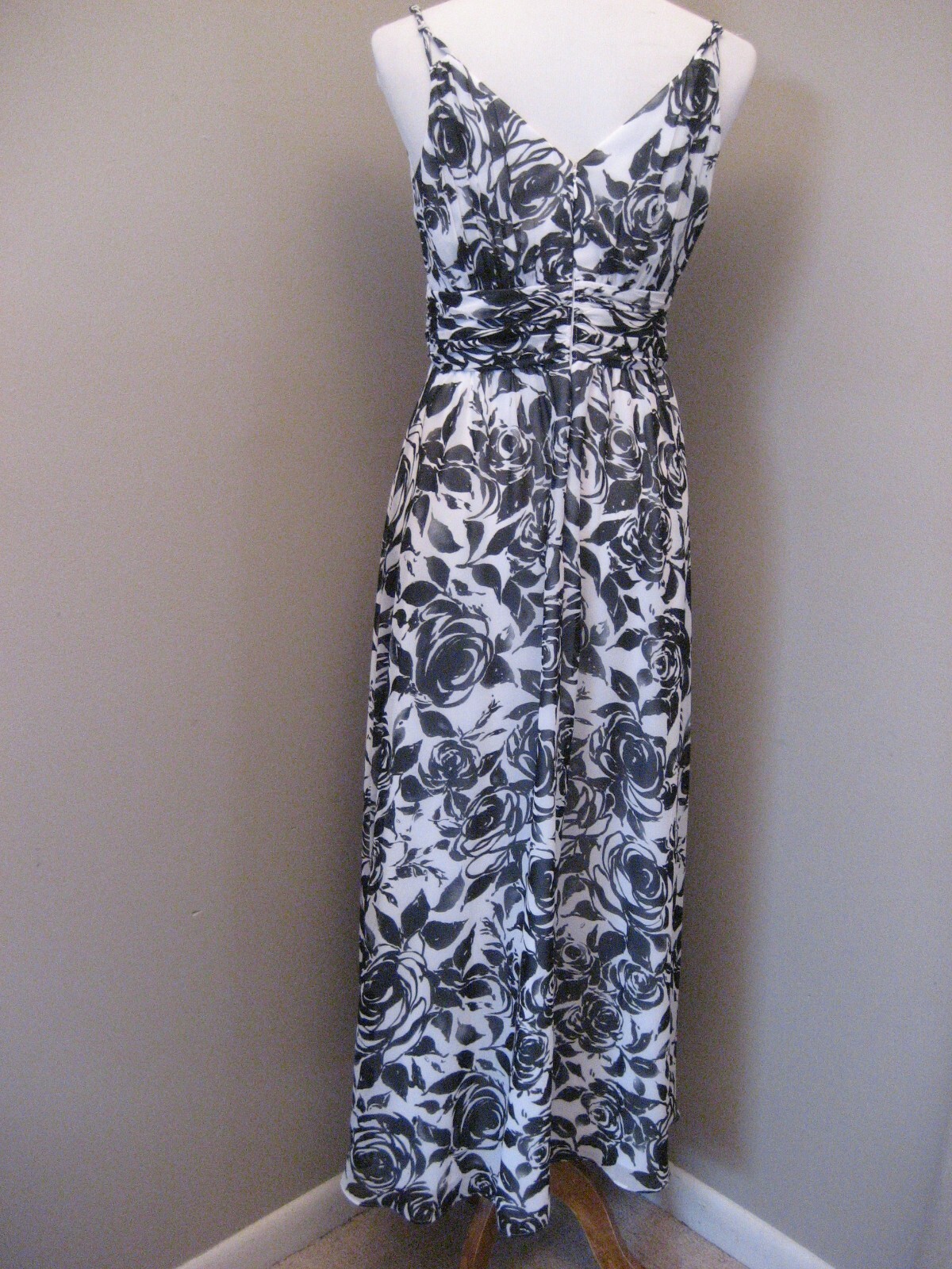 NWT! WHBM Black/White/Gray Lined Spaghetti Strap V Neck Maxi Dress Sz 4