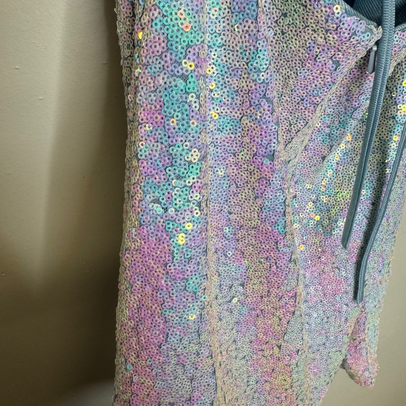 Alyce Paris Iridescent Sequin Rhinestone Strappy Back Mini Dress HOCO Prom Sz 00