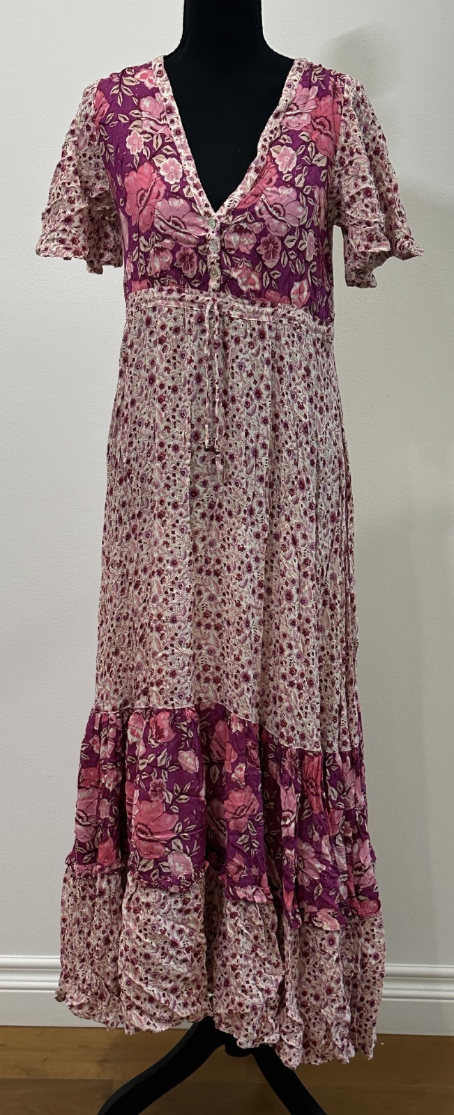 SPELL & THE GYPSY COLLECTIVE Winona Gown in Berry Size – M Excellent condition.