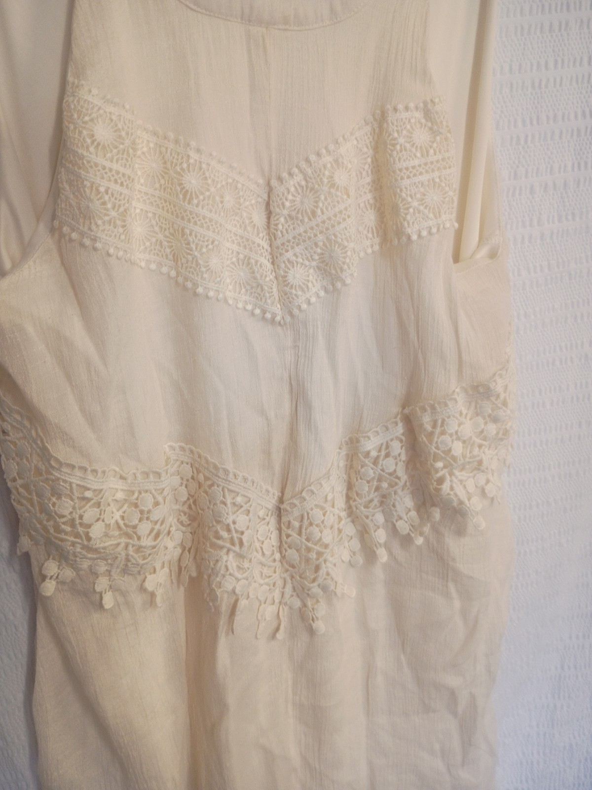 Rebellion Ivory Shift Dress S V-Neck Sleeveless Lace Embroidered Button