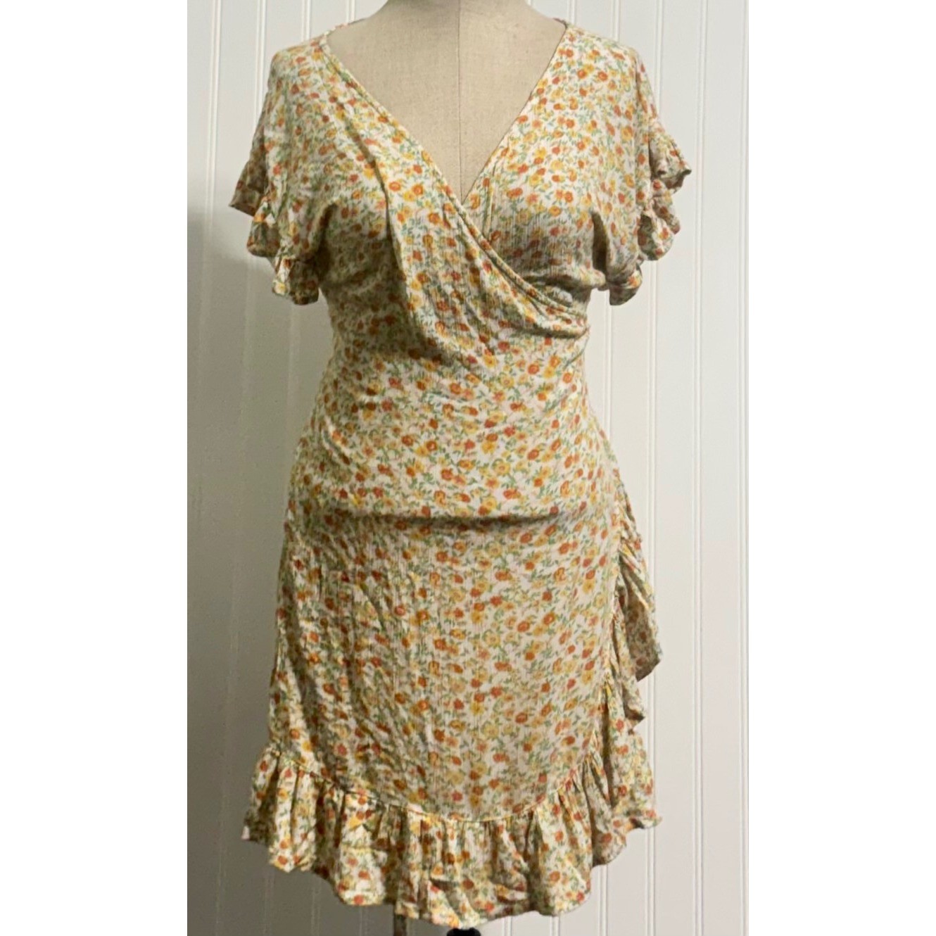 Billabong Womens XL Ditsy Floral Mini Dress Viscose Cream Boho Ruffle Cottage