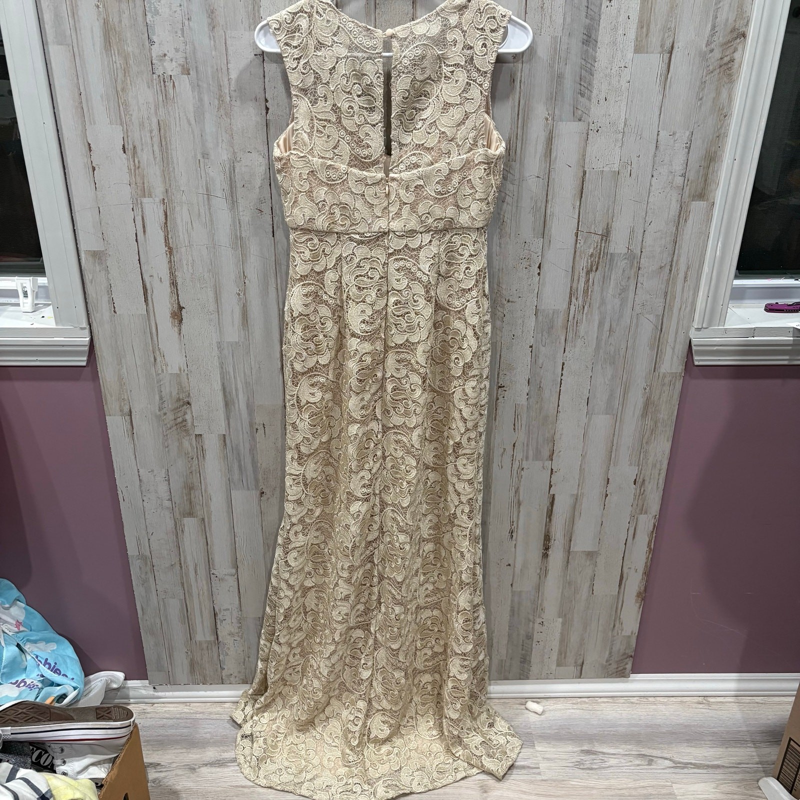 Aidan Mattox Champagne V Neck Lace Mid Slit Dress Maxi Formal Wedding Guest 4