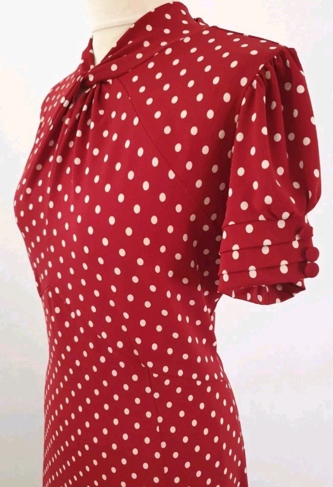 Vintage 1940s 1950s WW2 Style Red Cream Polka Dot Tea Dress Size 12 TWINWOOD