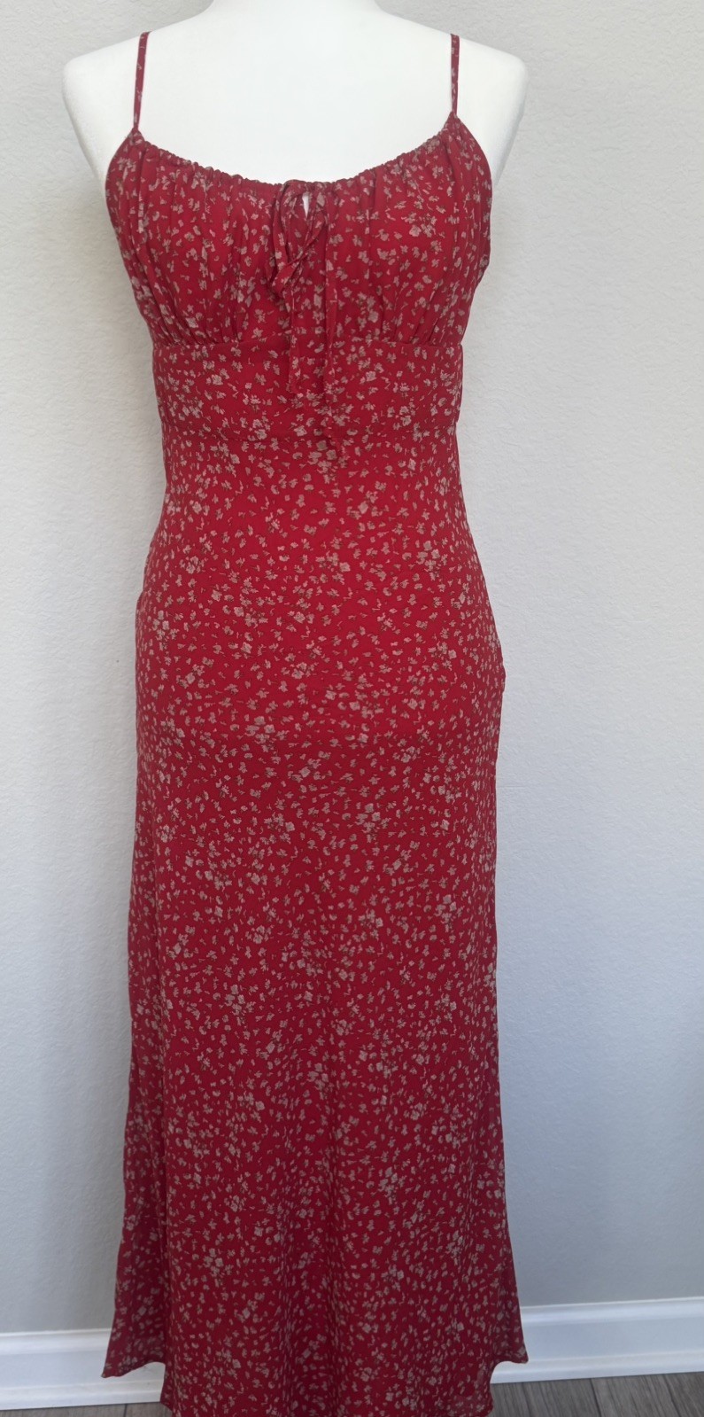 Never worn – NTW Cotton Candy LA red floral mini dress w/ spaghetti strap L