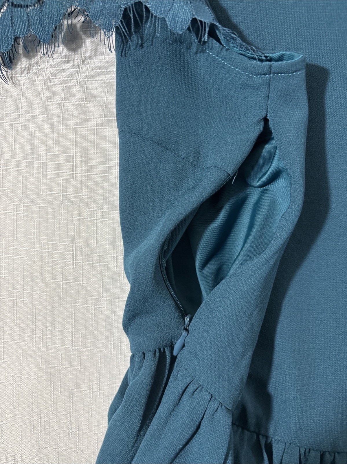 Bow & Arrow short-sleeve crochet trim dress Teal Size Large