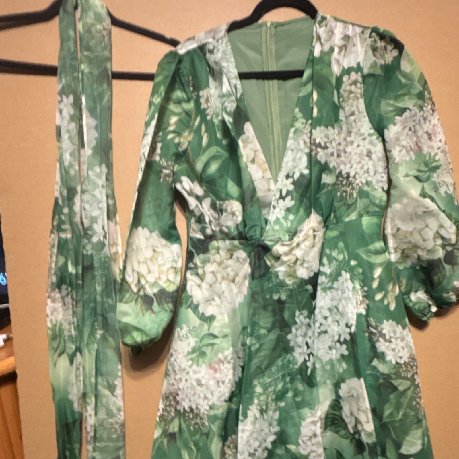 Green White Floral V-Neck A-Line Short Tie Belt 3/4 Sleeve Dress S
