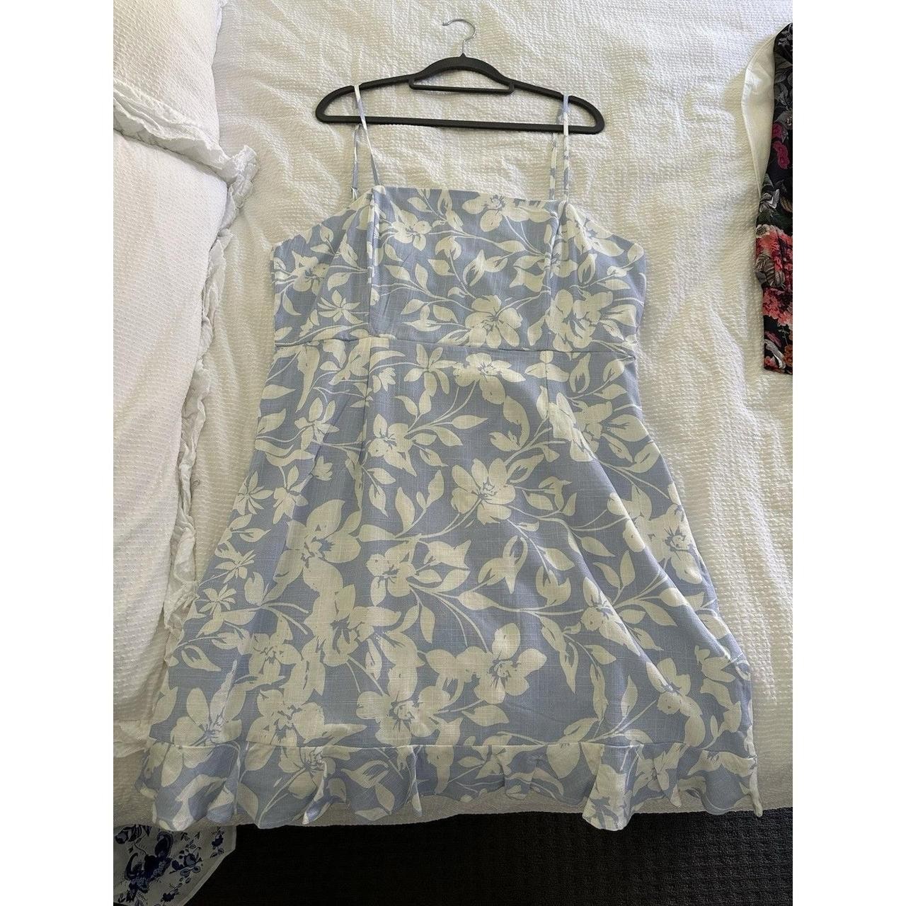 Ally size 16 Baby blue and white dress
