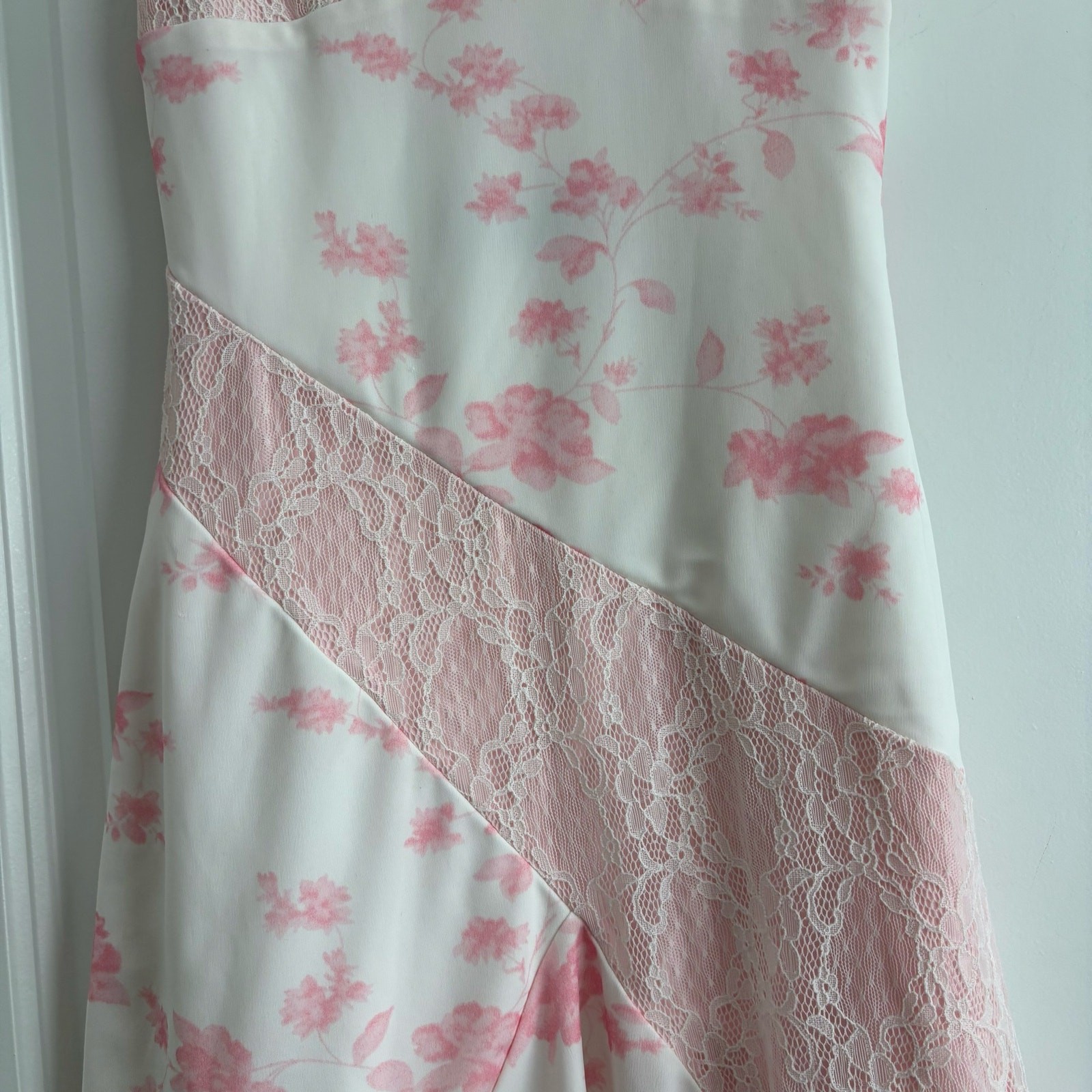 White Fox Boutique Settle For You Mini Dress Size XS Pink Coquette Asymmetric