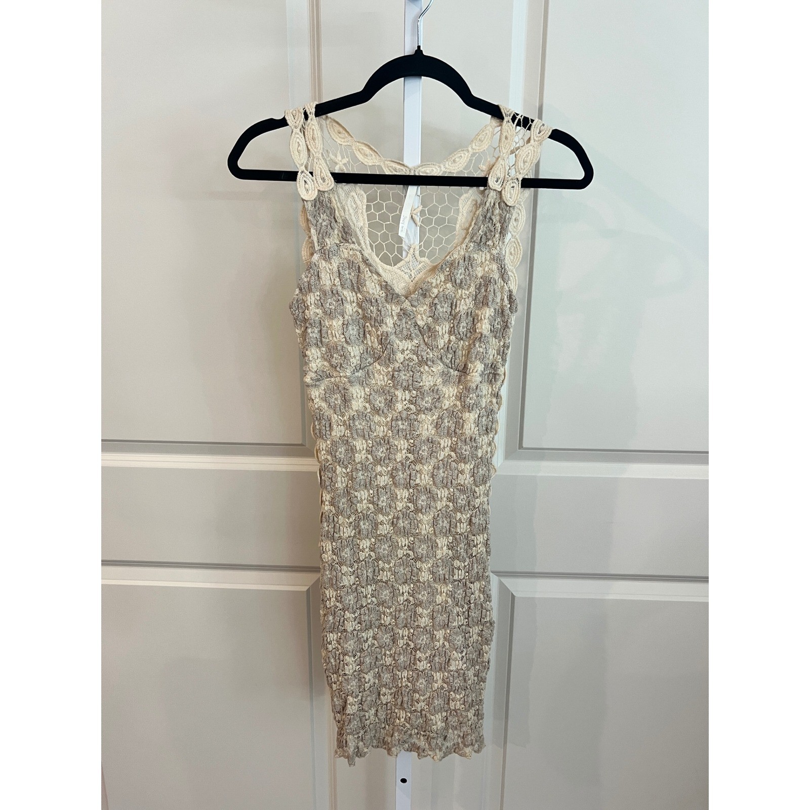 Just Me Crochet Lace Boho Mini Dress Cream Taupe Floral Small