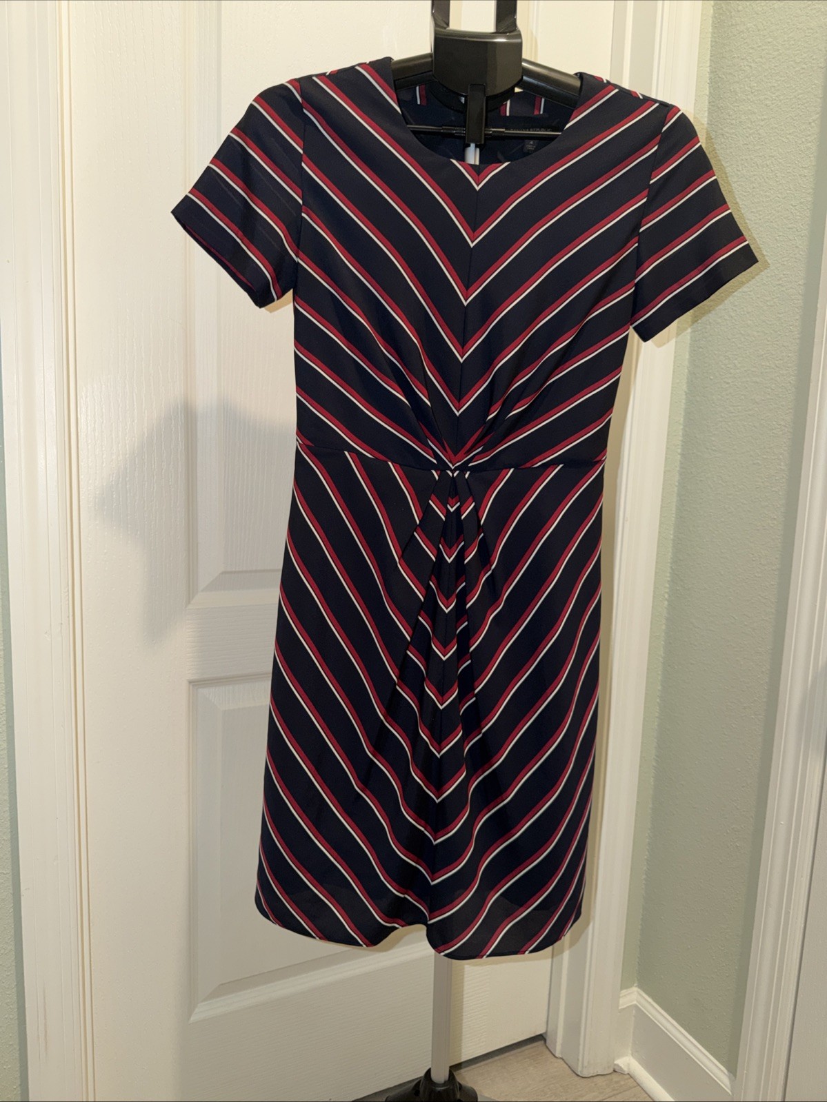 Banana Republic Navy Blue Red White Stripe Dress Knee Length Size 4 Petite