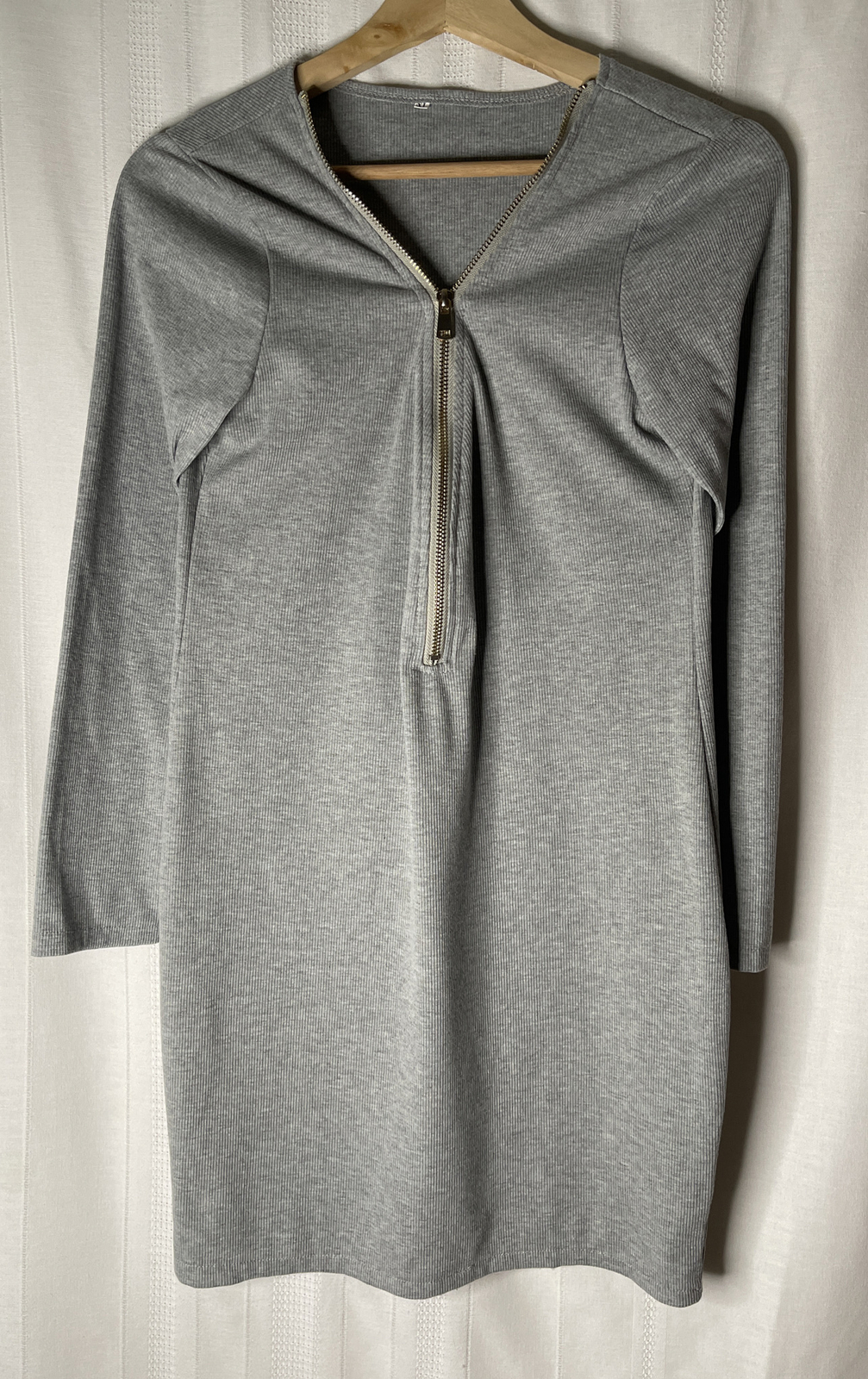 Women’s Light Grey Long Sleeve Zip T-Shirt Dress, Size XL, Chest 32in.