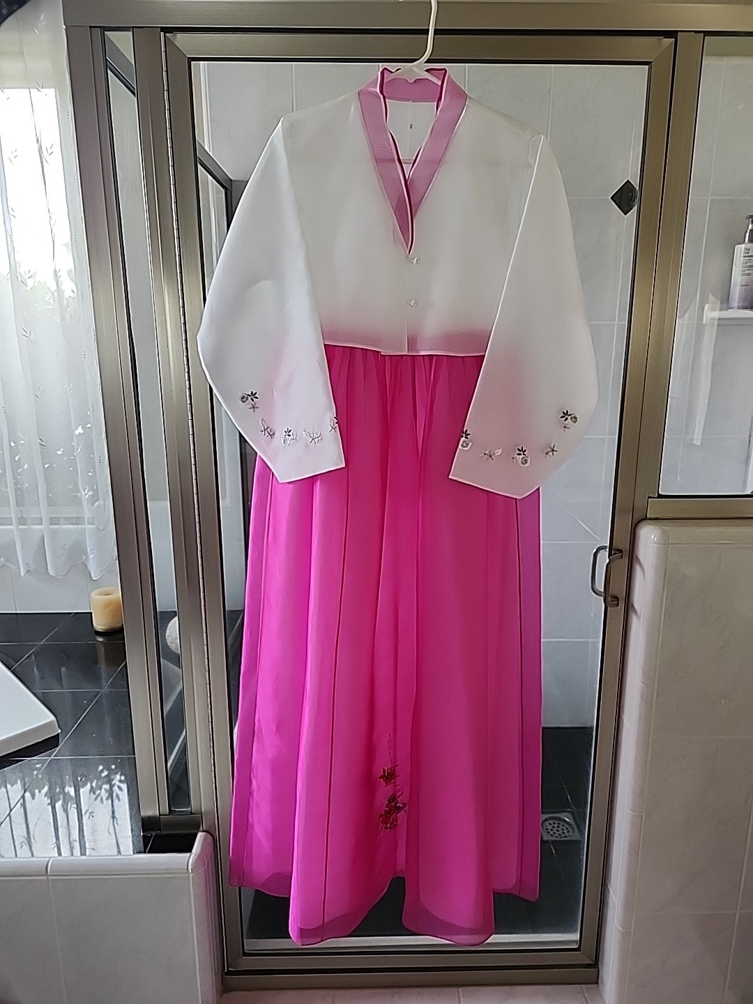 Excellent condition, Fusica, bright pink and White Korean hanbok with embroidery