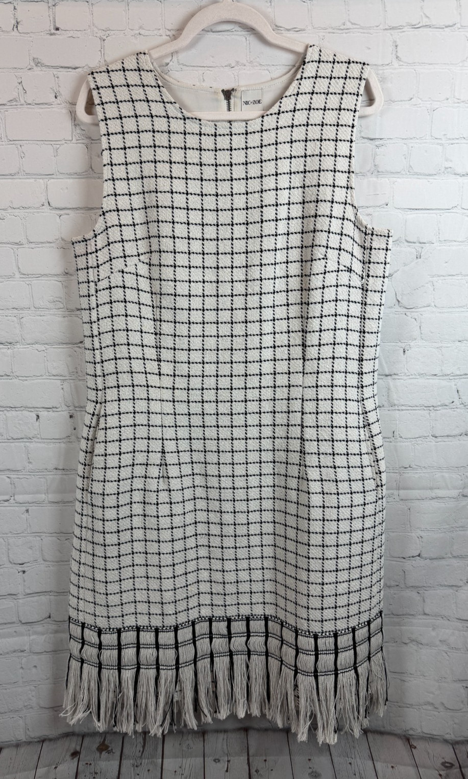 NIC + ZOE fringe hem shift cream black check sleeveless dress size L