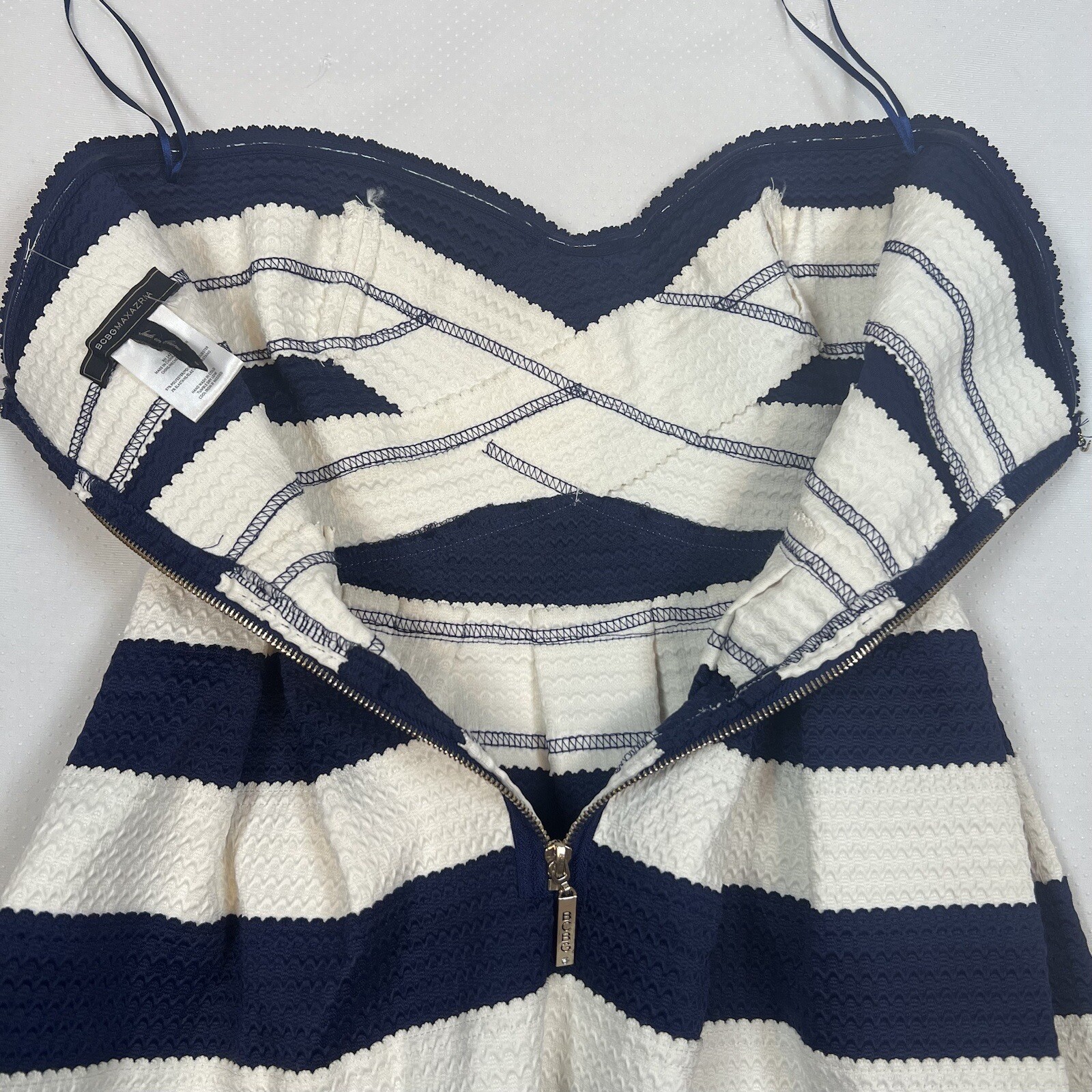 BCBG MaxAzria Women’s Size S Strapless Mini Bandeau Bandage Dress Blue White