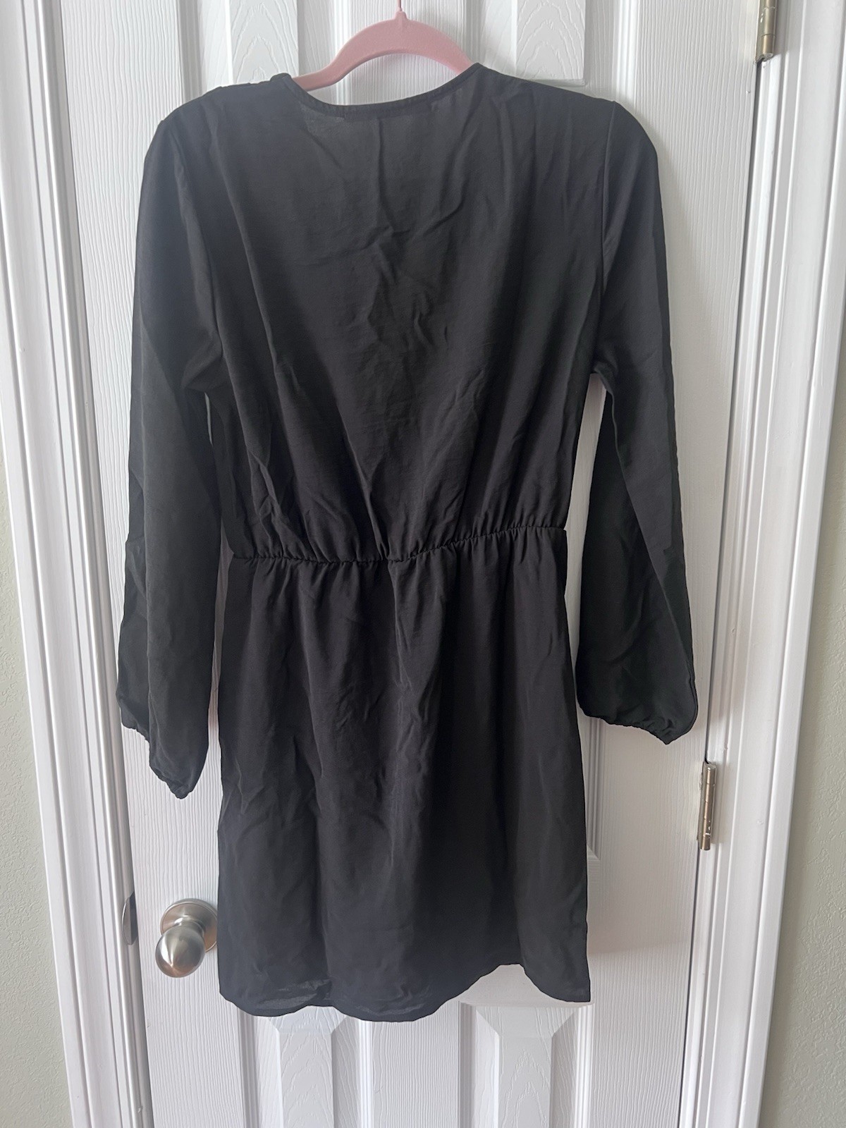 fraiche by J Black Solid Chiffon Lined V-Neck Long Sleeve Tie Dress M