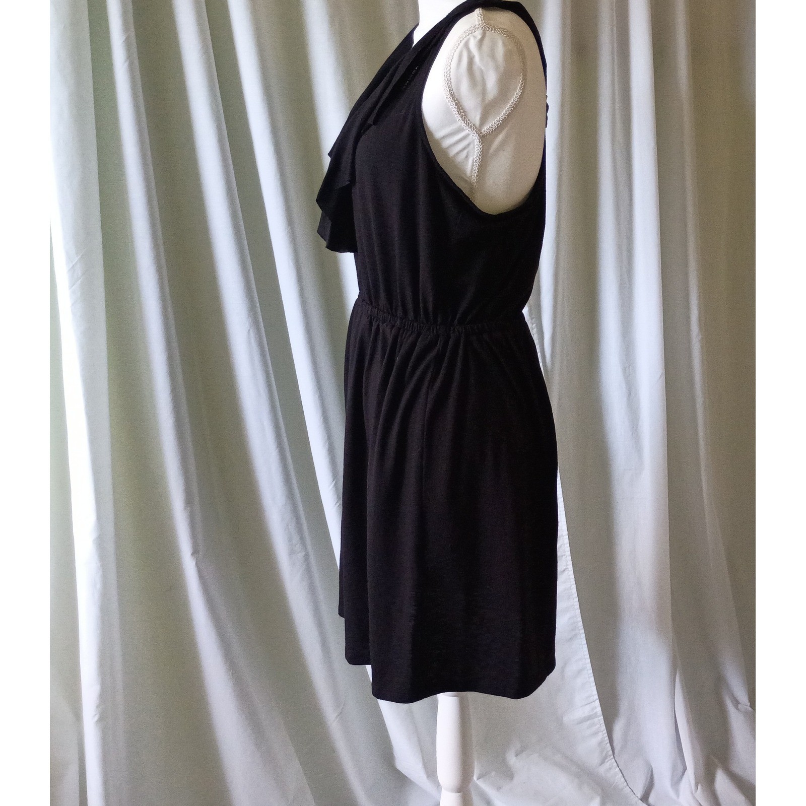 Nicole Miller New York Black Ruffle V-Neck Elastic Waist Milkmaid Dress Large