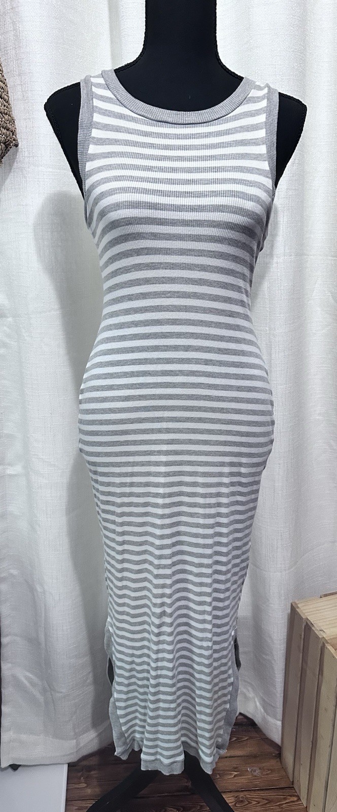 Monteau summer stretch maxi dress.Size Medium Sleeveless.White/gray striped.NWT.