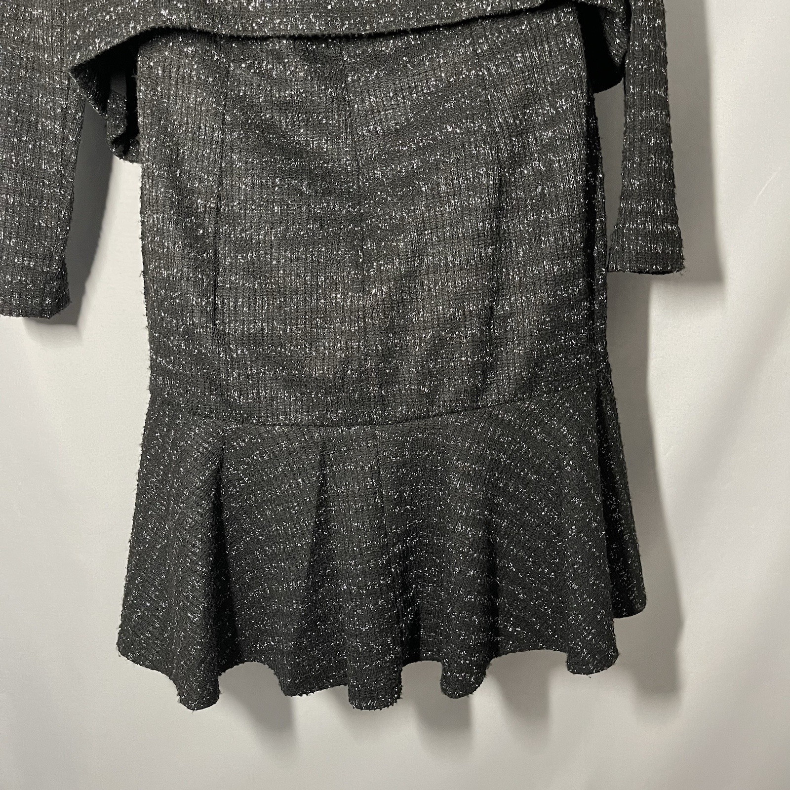Taylor 2Pc Jacket/Shift Dress Set Size 6 Black Metallic Tweed Flounce Hem Money