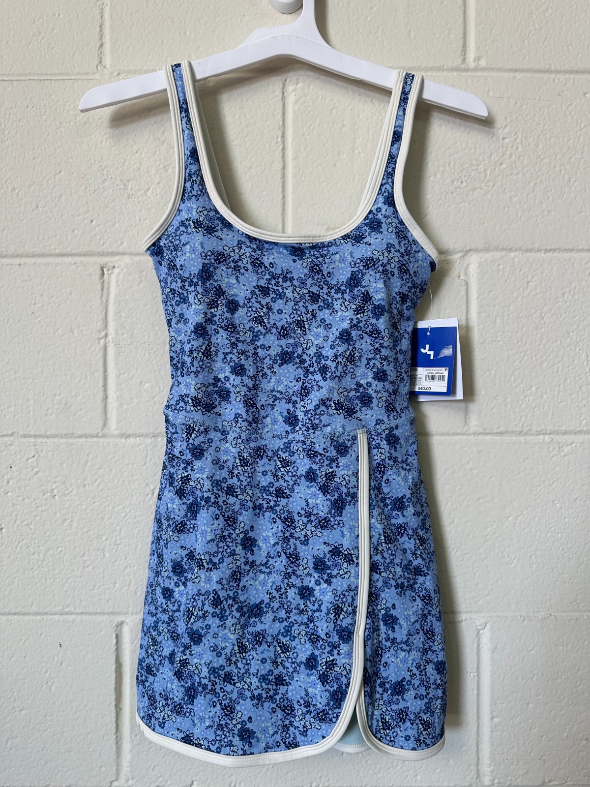 NWT Joylab Floral Hydrangea Active Dress w/ Lined Shorts and Pockets