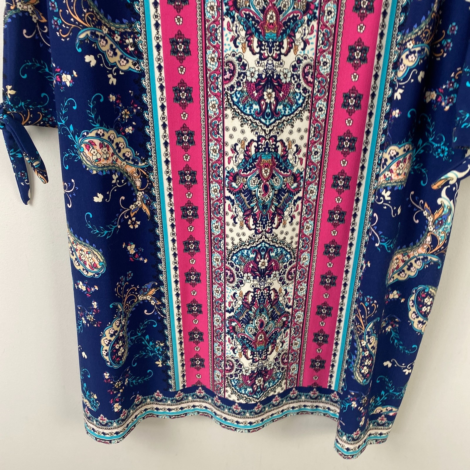 Chicos Medallion Print Tie Sleeve Shift Dress Size 4 US 20 2XL Blue Pink Floral