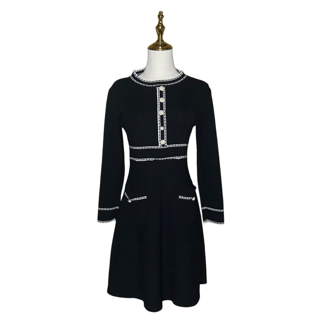 Boutique Black Long Sleeve Fit & Flare Dress Embellished Pearl Buttons Knitted