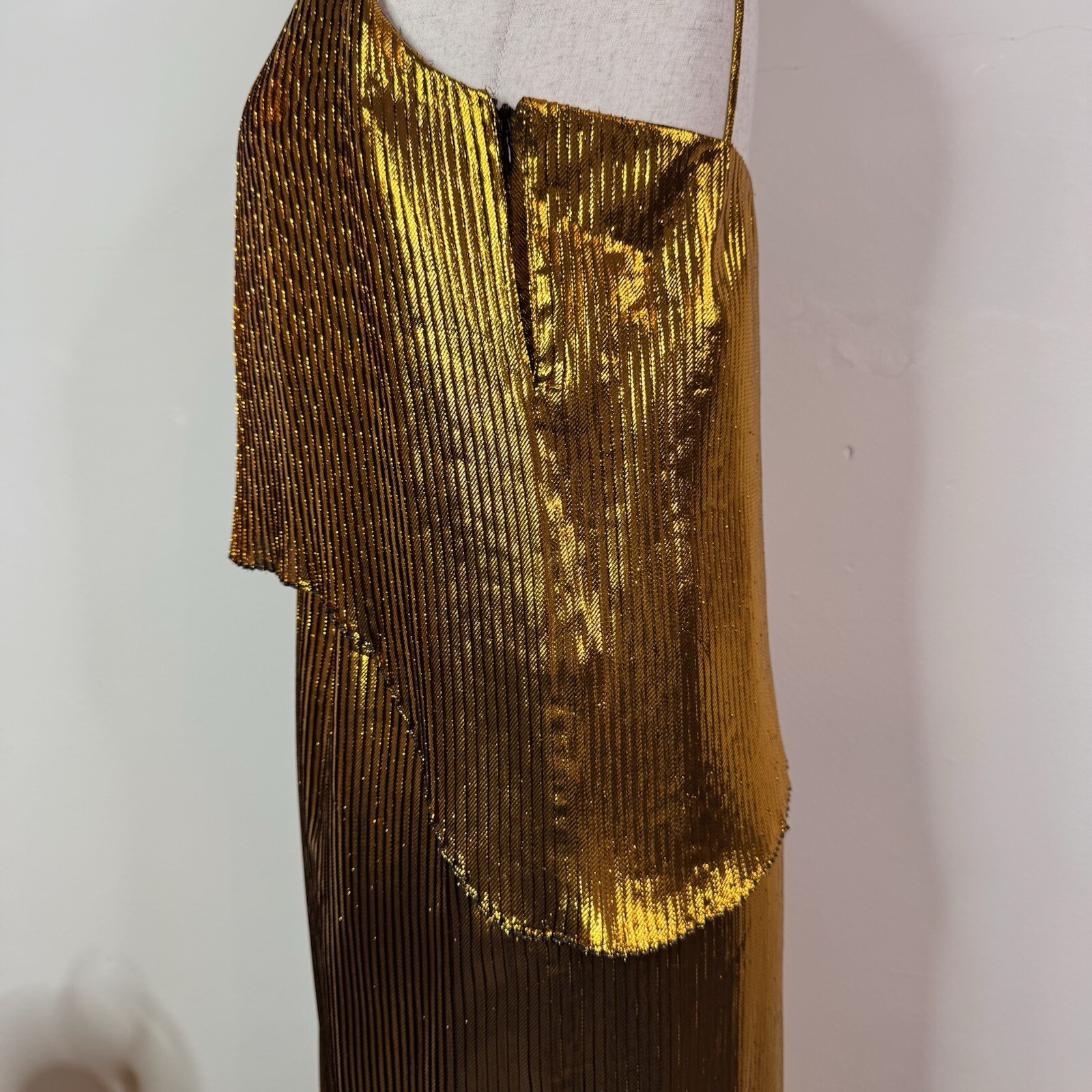 Cedric Charlier Gold Metallic Pleated Midi Dress NWT Size 40 US 6 SS 2018