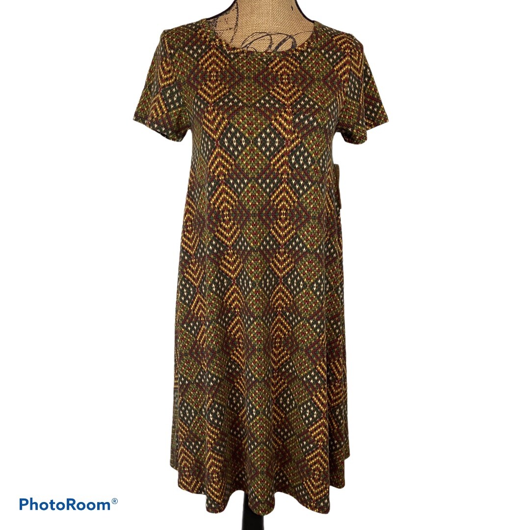 LuLaRoe Carly Dress Size XXS NWT Red Green Black High-Low Hem
