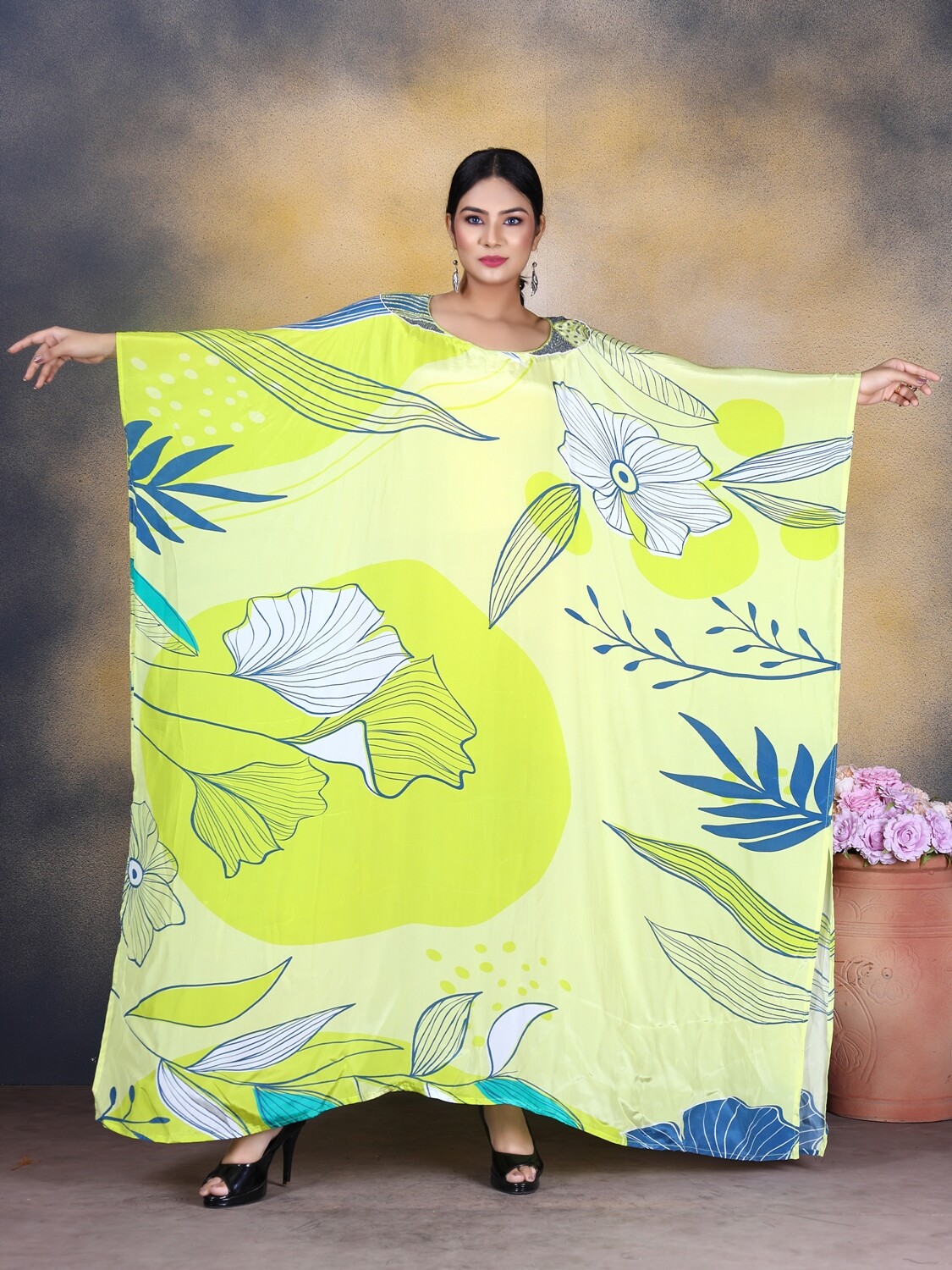 “Serenade in Silk: Floral Kaftans for Romantic Evenings”