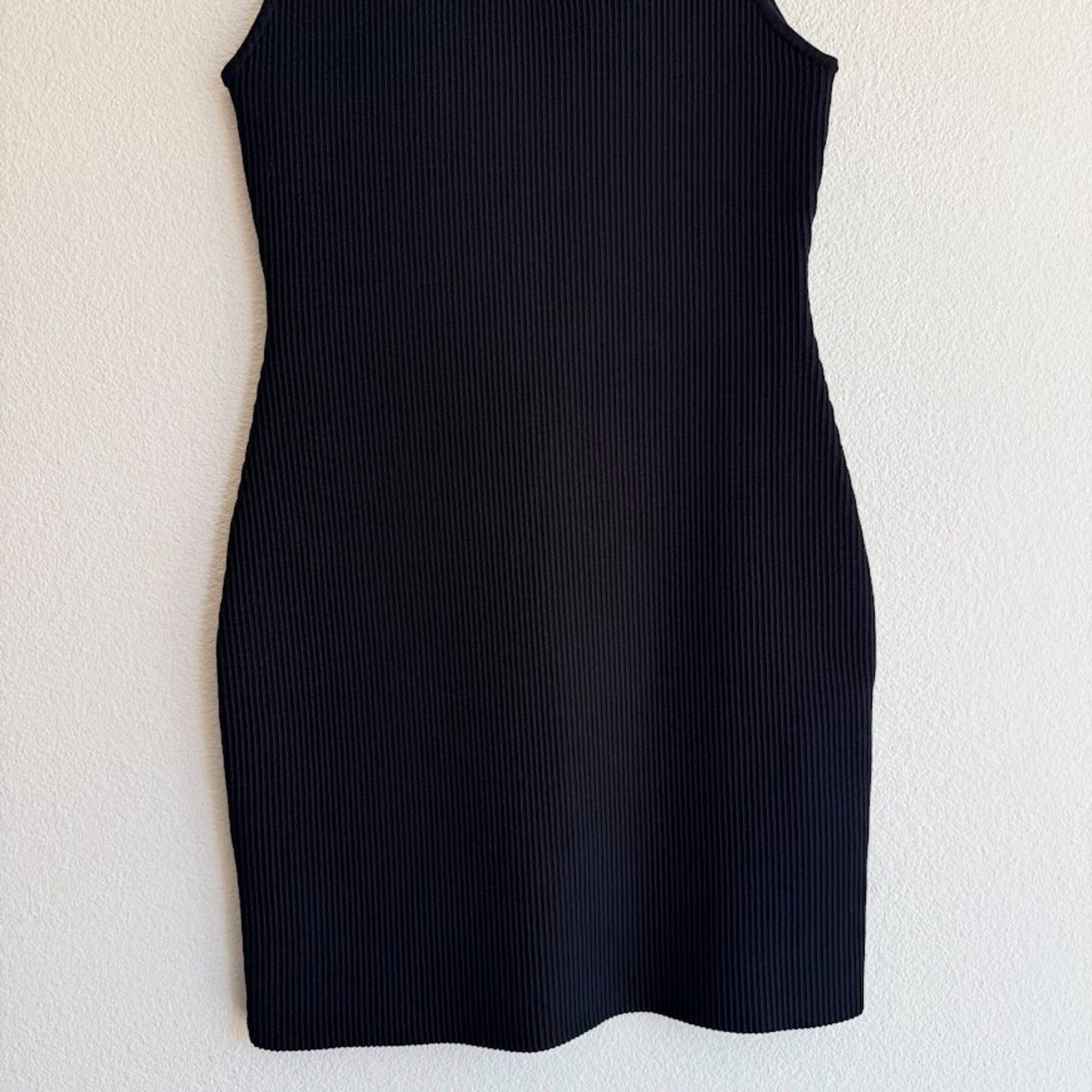 Aritzia Babaton Sculpt Knit Ribbed Square Neck Mini Tank Dress in Black size M