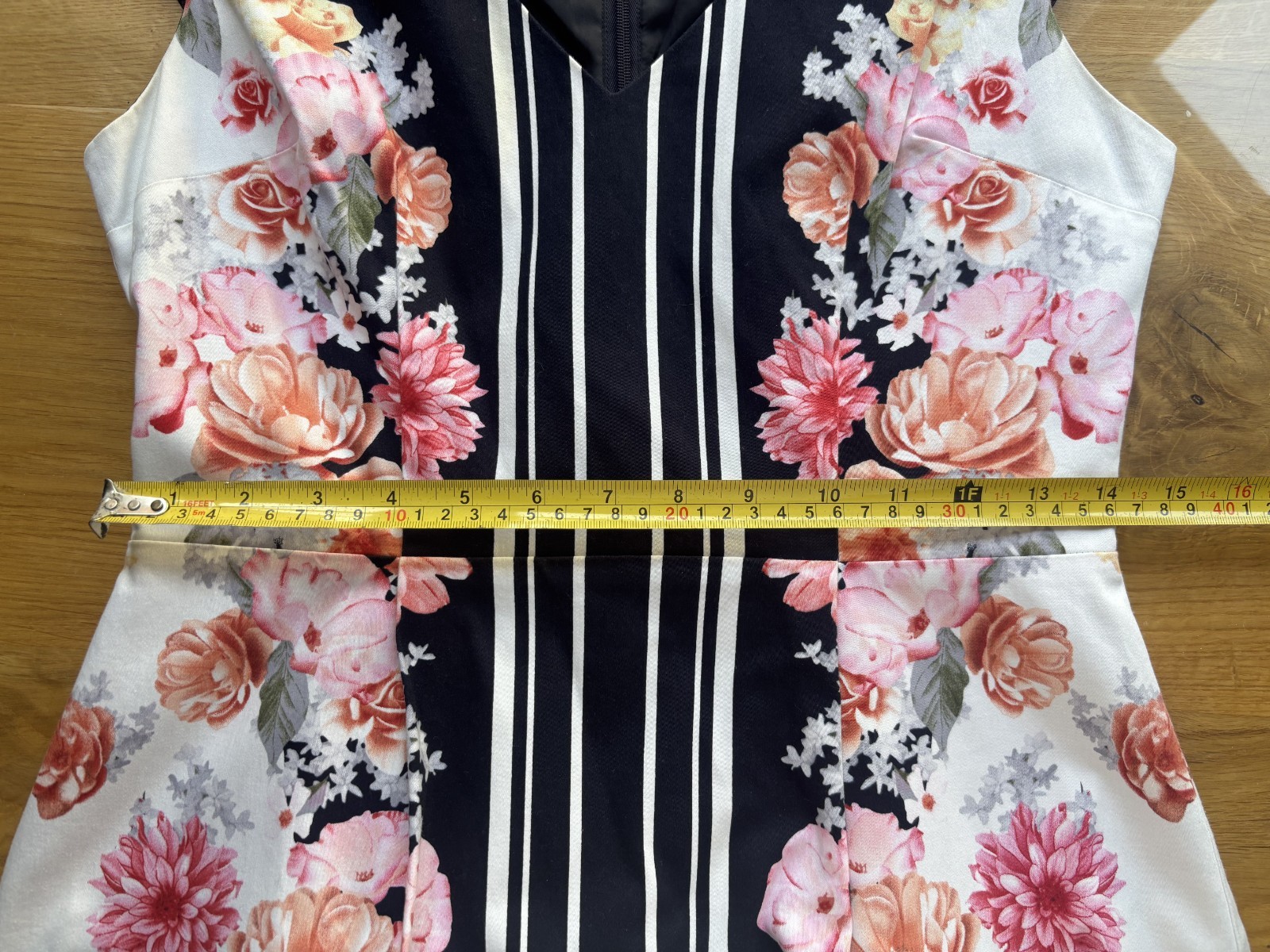 Oasis navy blue white pink floral v neck cap sleeve knee length dress 10