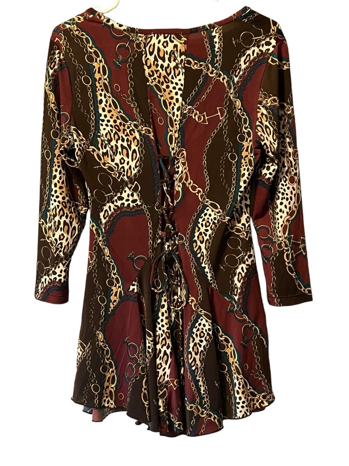 Dressbarn Multicolor Print Stretchy Dress Chain Design Size Small Classic City