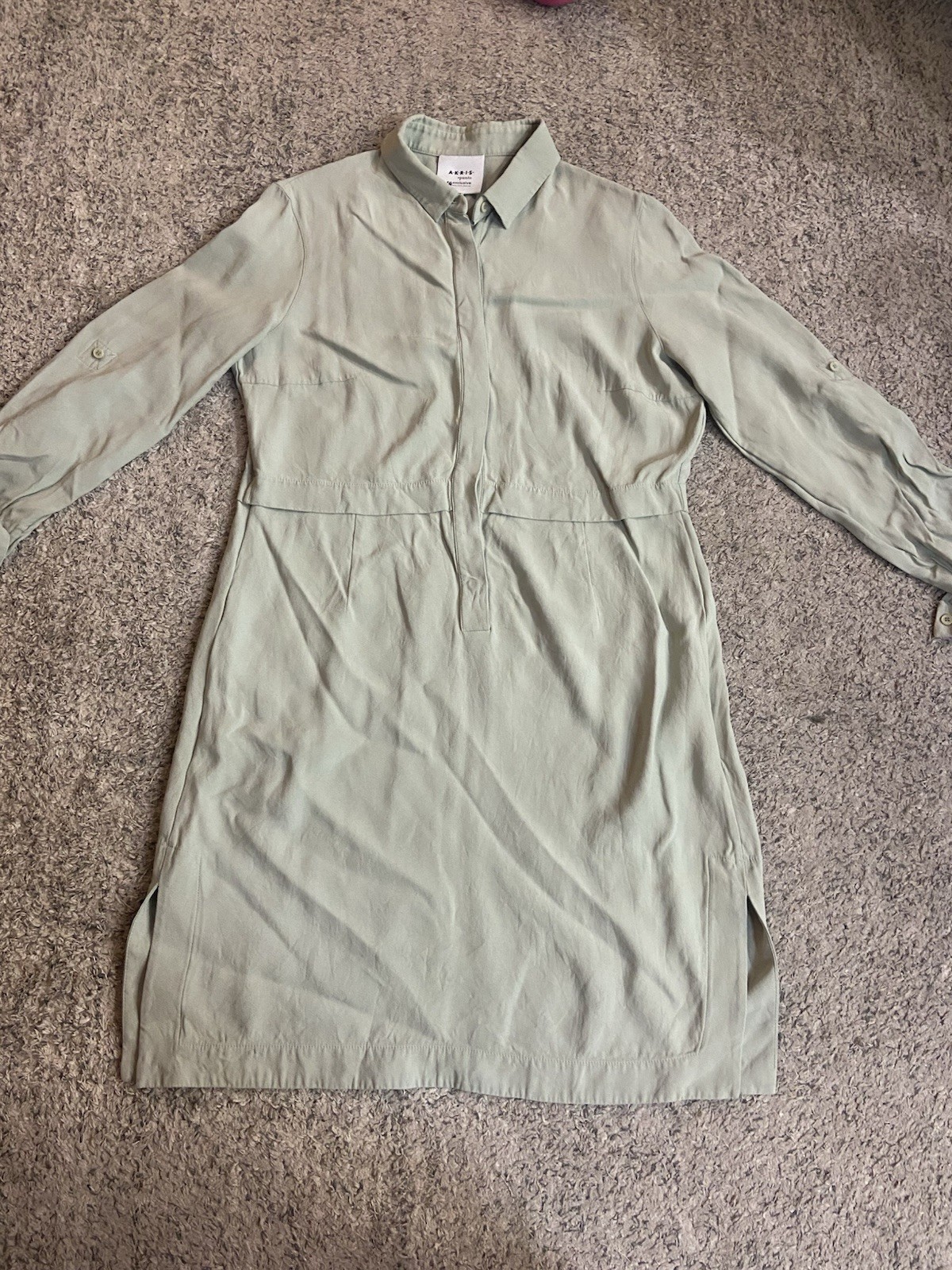 Akris Punto Women’s 10 Sage Green Knee Length Dress Button Up