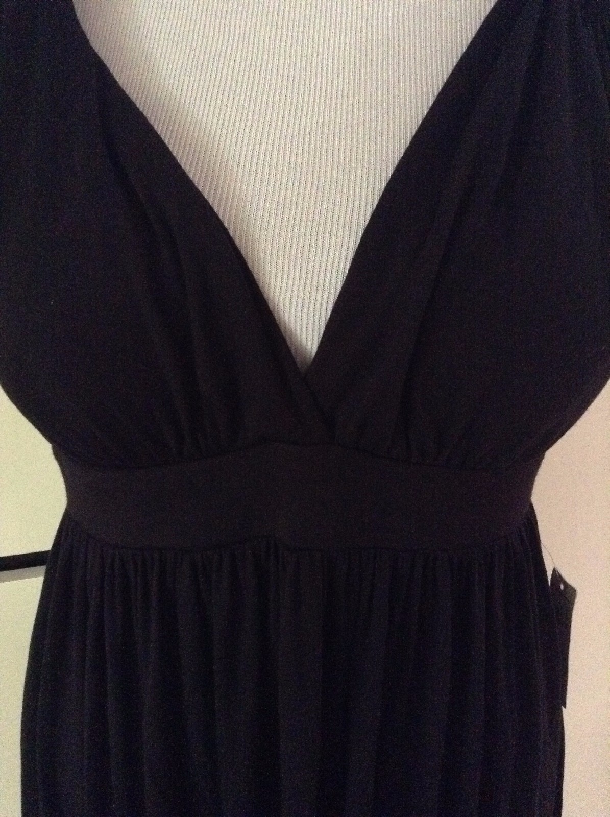 NWT Allen B Schwartz Black Maxi Sun Sleeveless Roman Grecian Look Padded Soft Md
