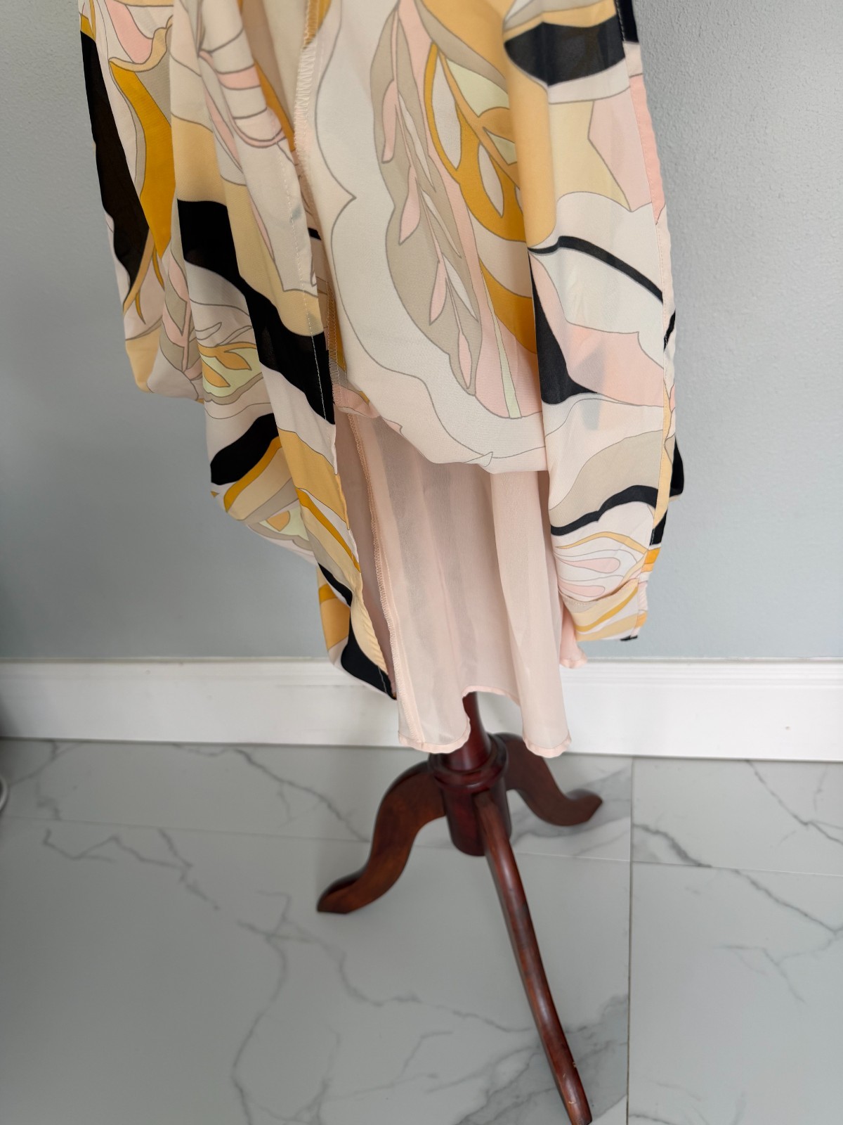 Forever 21 Resort-Chic Tropical Abstract Print halter midi dress L