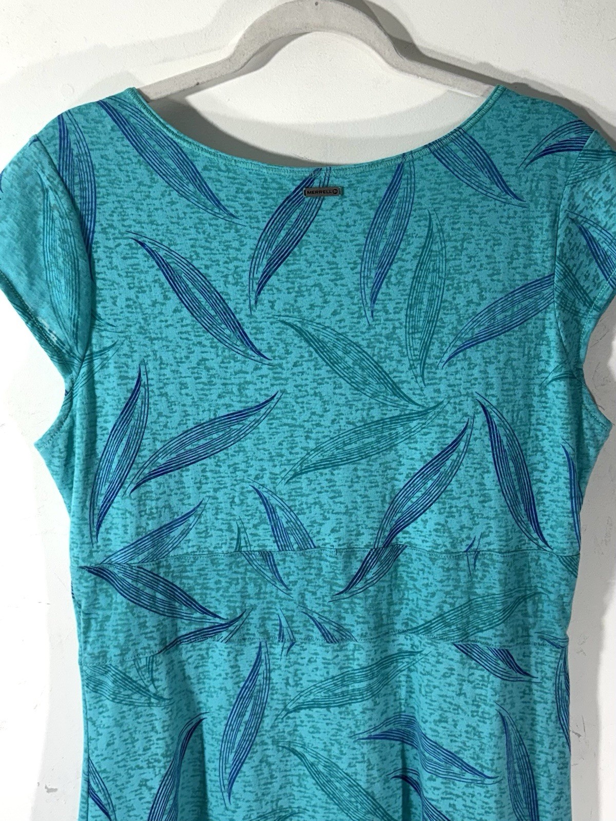 Merrell Teal Blue Leaf Print Opti-Wick Cap Sleeve V-Neck Dress Sz Large Hiking