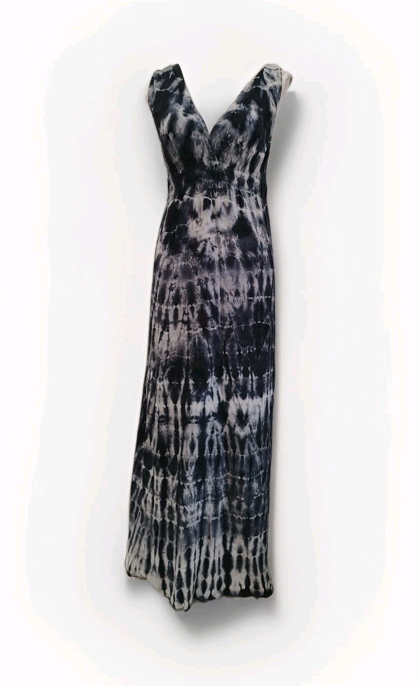 Matty M Women’s Blue Sleeveless Surplice V-Neck Long Classic Maxi Dress Size S