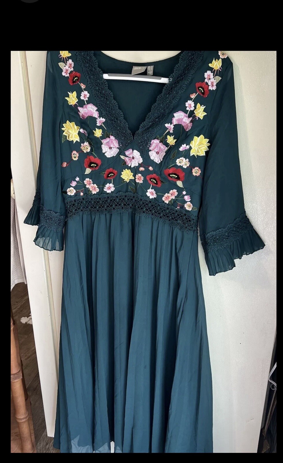 Asos Design Curve Lace Insert Pleated Midi Dress Size 10 Embroidered Floral