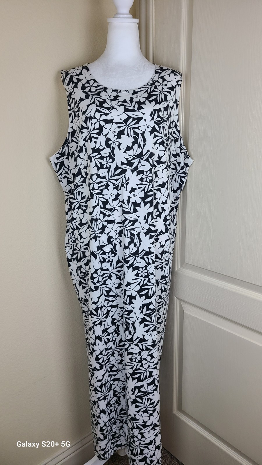 Lands End Black&white Floral Print Maxi Dress Sleeveless Size 2x(20w-22w)