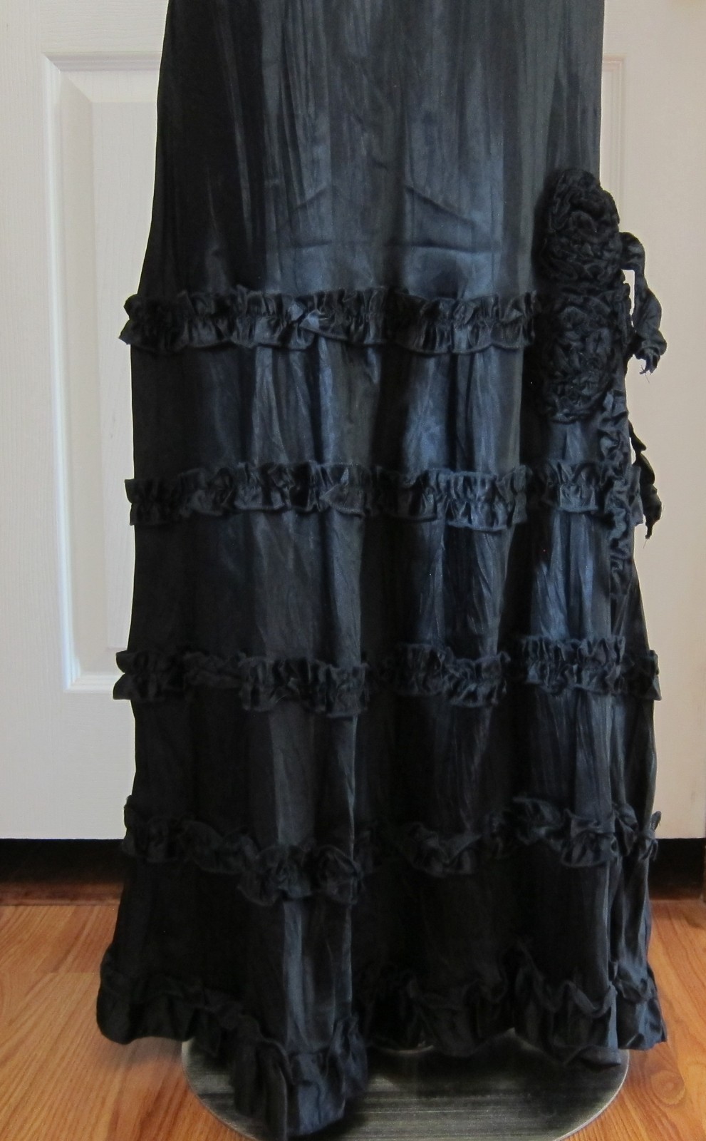 SEXY MAXI BLACK SLIP DRESS RUFFLED ROSES ADJUSTABLE STRAPS NEW W/O TAGS SZ L