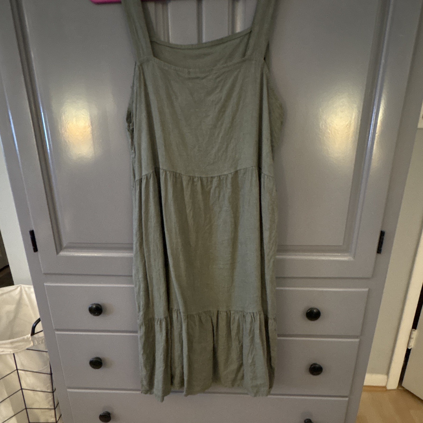 Valentina Naldi Green Solid Square Neck Tiered Sundress Sleeveless Pullover L