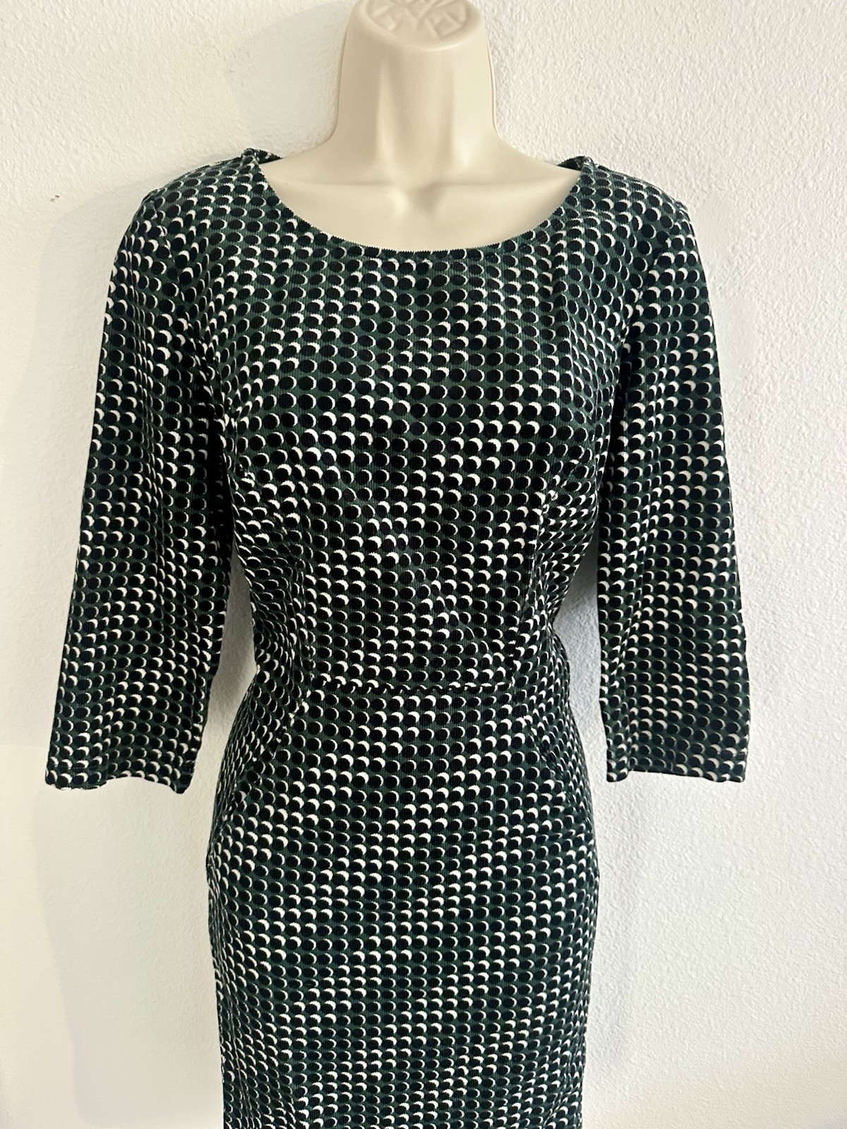 Boden Knee Length Sheath Pencil Dress Green Black Corduroy 3/4 Sleeve Retro Sz 4